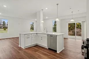 1601 Salt Springs Dr, Saline, MI 48176 - Photo 7