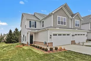 1601 Salt Springs Dr, Saline, MI 48176 - Photo 3