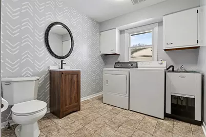 305 E 3rd Street, Lawton, MI 49065 - Photo 11