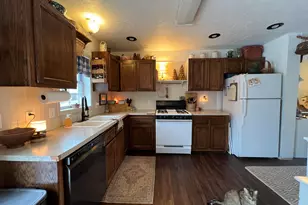 10550 Hillsdale Rd, Camden, MI 49232 - Photo 15