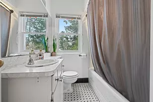 2419 Alamo Ave, Kalamazoo, MI 49006 - Photo 9