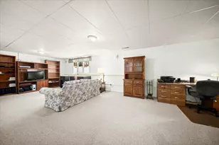 1128 Walnut Grove Dr, Norton Shores, MI 49441 - Photo 17