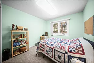 1128 Walnut Grove Dr, Norton Shores, MI 49441 - Photo 11