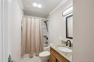 624 E Main St, Brighton, MI 48116 - Photo 17