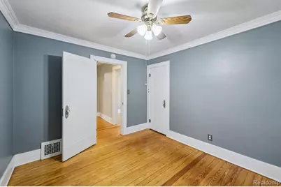 624 E Main Street, Brighton, MI 48116 - Photo 15