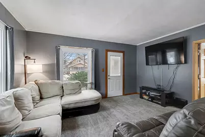302 S Maple Street, Sturgis, MI 49091 - Photo 3