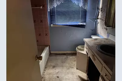 3365 Ridgecliffe Drive, Flint, MI 48532 - Photo 3