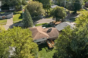 1814 McPhail St, Flint, MI 48503 - Photo 37