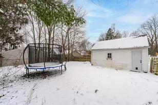 729 Edgemoor Ave, Kalamazoo, MI 49008 - Photo 33