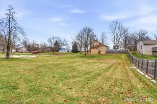 344 E Main St, Vermontville, MI 49096 - Photo 29