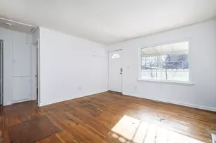 621 E Meyers Ave, Hazel Park, MI 48030 - Photo 9