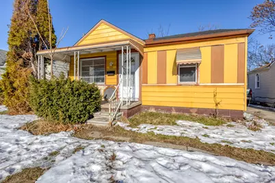 621 E Meyers Avenue, Hazel Park, MI 48030 - Photo 1