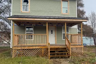 396 Upton Ave, Battle Creek, MI 49037 - Photo 1