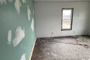 396 Upton Ave, Battle Creek, MI 49037 - Photo 9