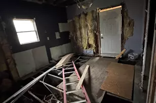 396 Upton Ave, Battle Creek, MI 49037 - Photo 5