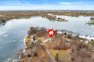 61833 Bayshore Dr, Sturgis, MI 49091 - Photo 3