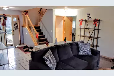 8287 Berkshire Drive, Ypsilanti, MI 48198 - Photo 5