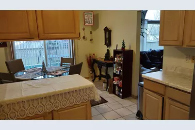 8287 Berkshire Drive, Ypsilanti, MI 48198 - Photo 11