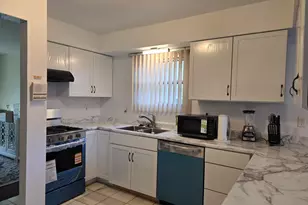 8287 Berkshire Dr, Ypsilanti, MI 48198 - Photo 7