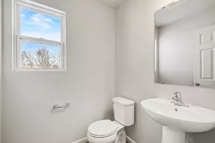 1200 Cedarwood Dr, Greenville, MI 48838 - Photo 11