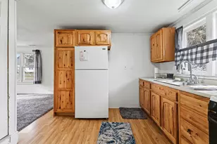 206 Burr Oak St, Mendon, MI 49072 - Photo 5