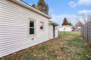 206 Burr Oak St, Mendon, MI 49072 - Photo 15