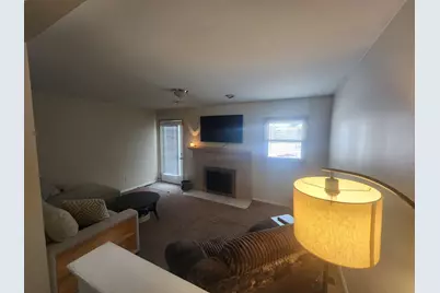 39400 Roslyn Drive, Sterling Heights, MI 48313 - Photo 11