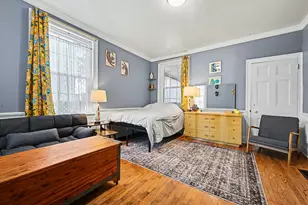 327 Monroe St, Allegan, MI 49010 - Photo 7