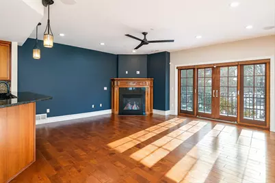 934 W Huron Street, Ann Arbor, MI 48103 - Photo 9