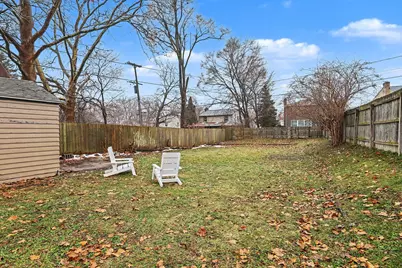 1035 Washtenaw Street NE, Grand Rapids, MI 49505 - Photo 15