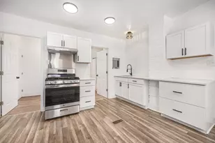 723 Tulip St SW, Grand Rapids, MI 49503 - Photo 5