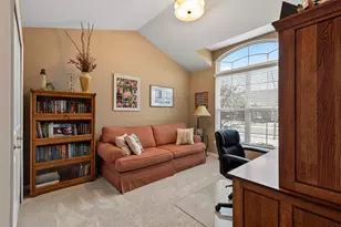 21868 Kensett Dr, Macomb, MI 48042 - Photo 15