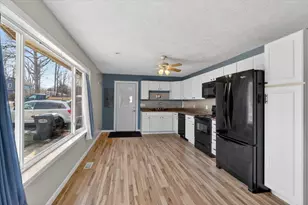 517 Colby St, Dowagiac, MI 49047 - Photo 11