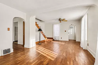 611 E Roosevelt Avenue E, Battle Creek, MI 49017 - Photo 3