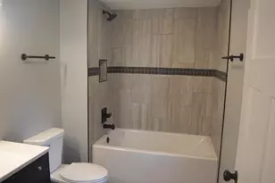 5581 E Main St, Kalamazoo, MI 49048 - Photo 7