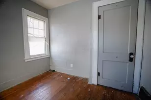 1522 Robertson Ave, Lansing, MI 48915 - Photo 9
