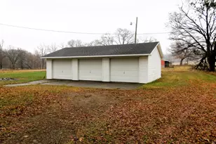 5331 Stepladder Rd, Parma, MI 49269 - Photo 3