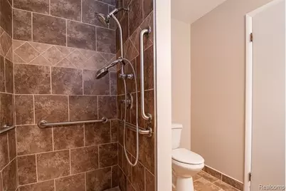 22734 Chestnut Tree, Novi, MI 48375 - Photo 25