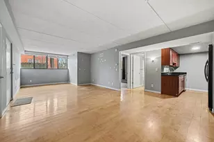 460 E Fulton Street E, Grand Rapids, MI 49503 - Photo 3