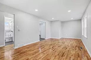 1048 S Kalamazoo Ave, Marshall, MI 49068 - Photo 7