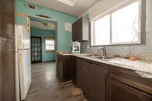 105 W John St, Durand, MI 48429 - Photo 35