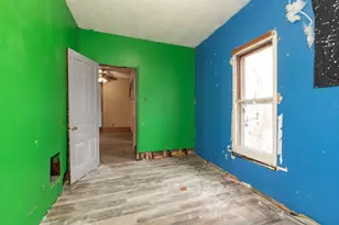 105 W John St, Durand, MI 48429 - Photo 13