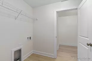 3329 Kings River St SW, Wyoming, MI 49418 - Photo 15