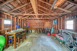 136 E Chestnut Street E, Adrian, MI 49221 - Photo 25