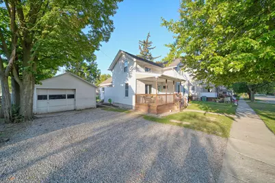 136 E Chestnut Street E, Adrian, MI 49221 - Photo 3