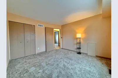 32065 Lakepoint Street, Chesterfield, MI 48047 - Photo 17