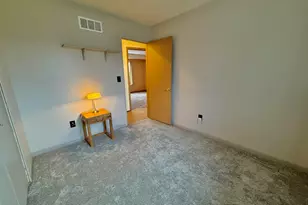 32065 Lakepoint St, Chesterfield, MI 48047 - Photo 19