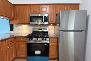 32065 Lakepoint St, Chesterfield, MI 48047 - Photo 9