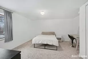 867 Paw Paw Dr, Holland, MI 49423 - Photo 17