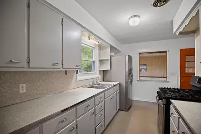 2741 Sharon Drive, Adrian, MI 49221 - Photo 9